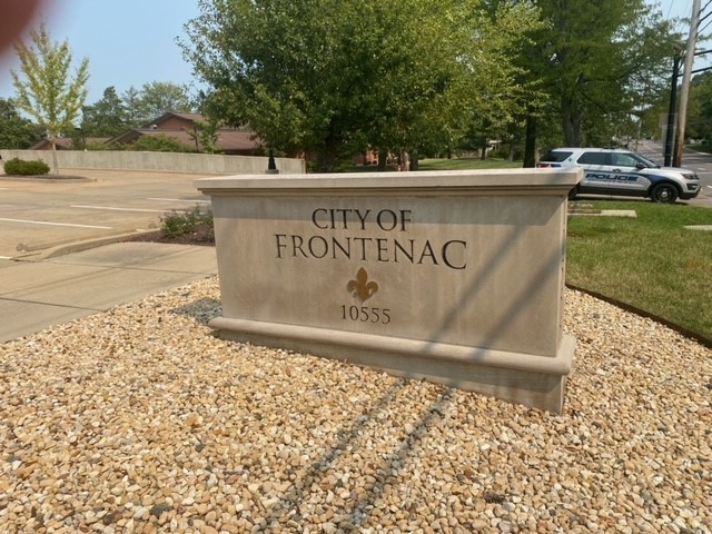 Frontenac Municipal Court Sign